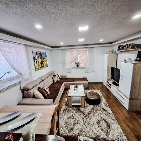 ליבנו Apartman Magic Sauna,Jakuzzi,Kino מראה חיצוני תמונה